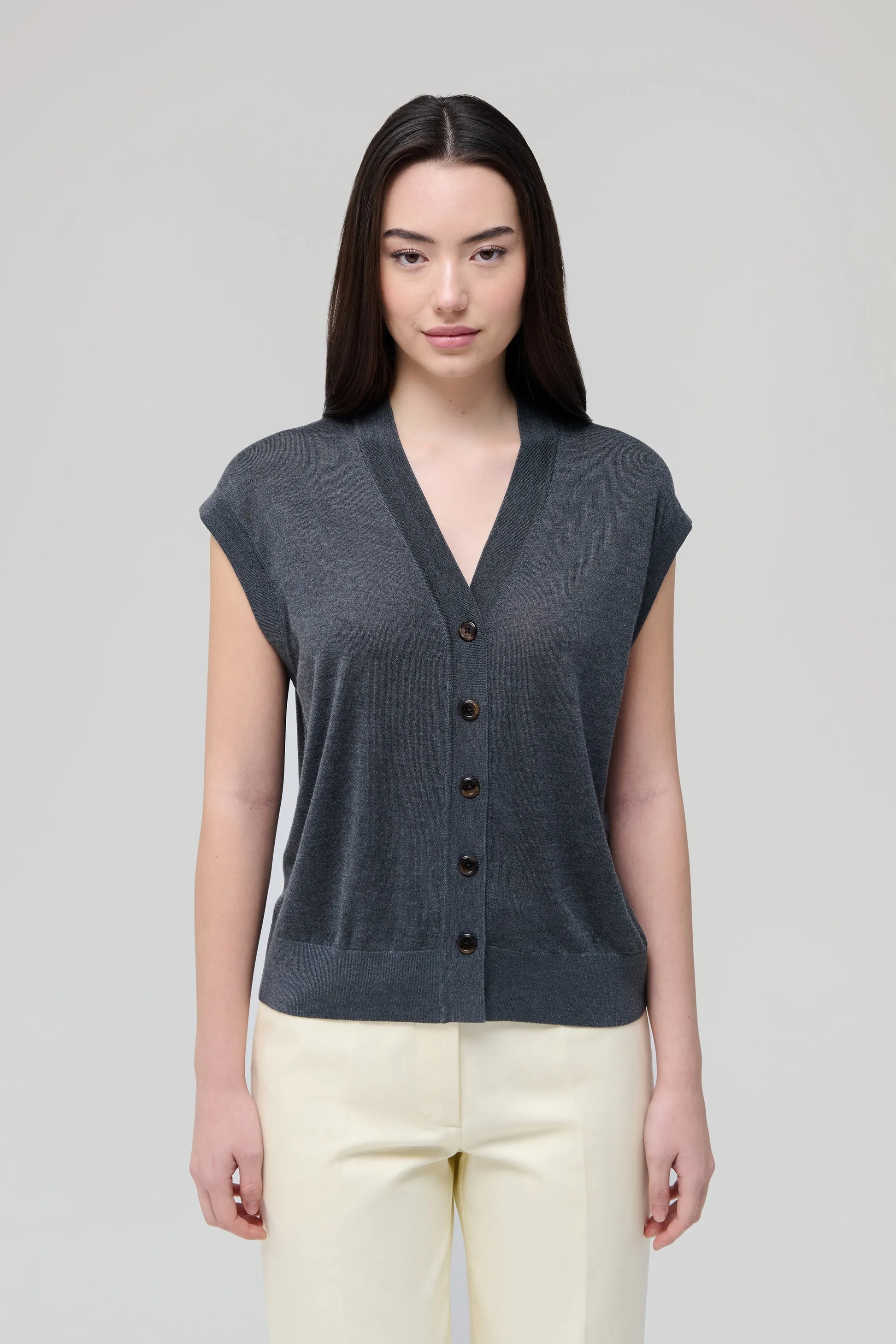 SILK CASHMERE V-NECK VEST sold by RENGGLI product image thumbnail 2
