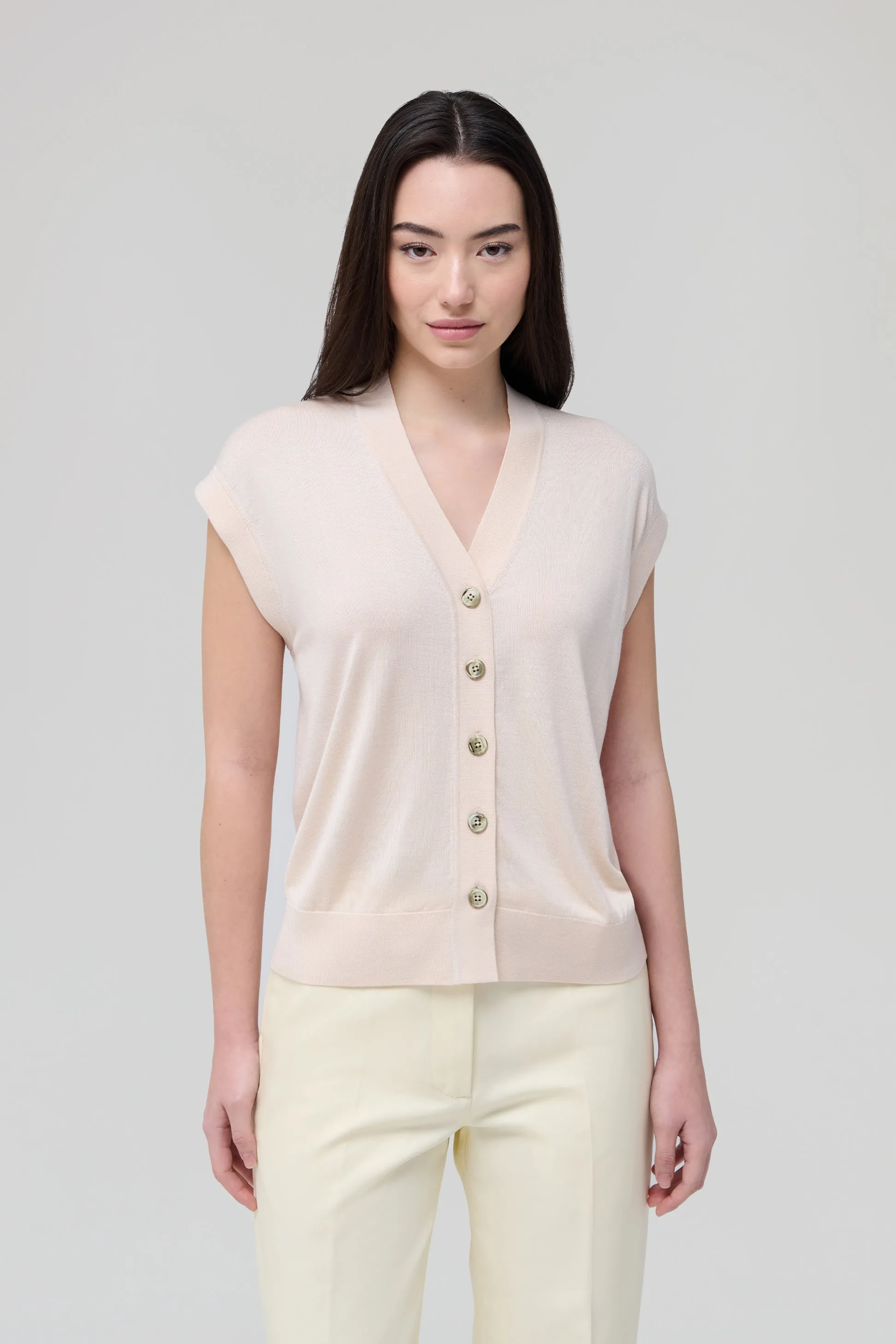 SILK CASHMERE V-NECK VEST sold by RENGGLI