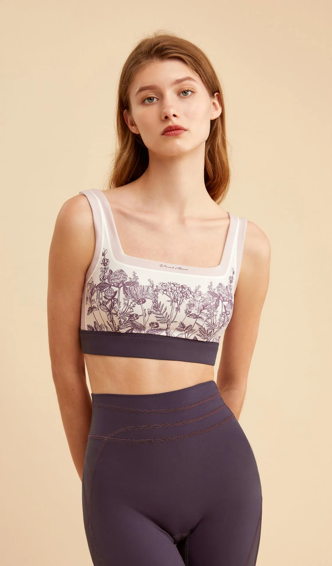 SARAH Square-neck Yoga Bra sold by Visual Mood product image thumbnail 3