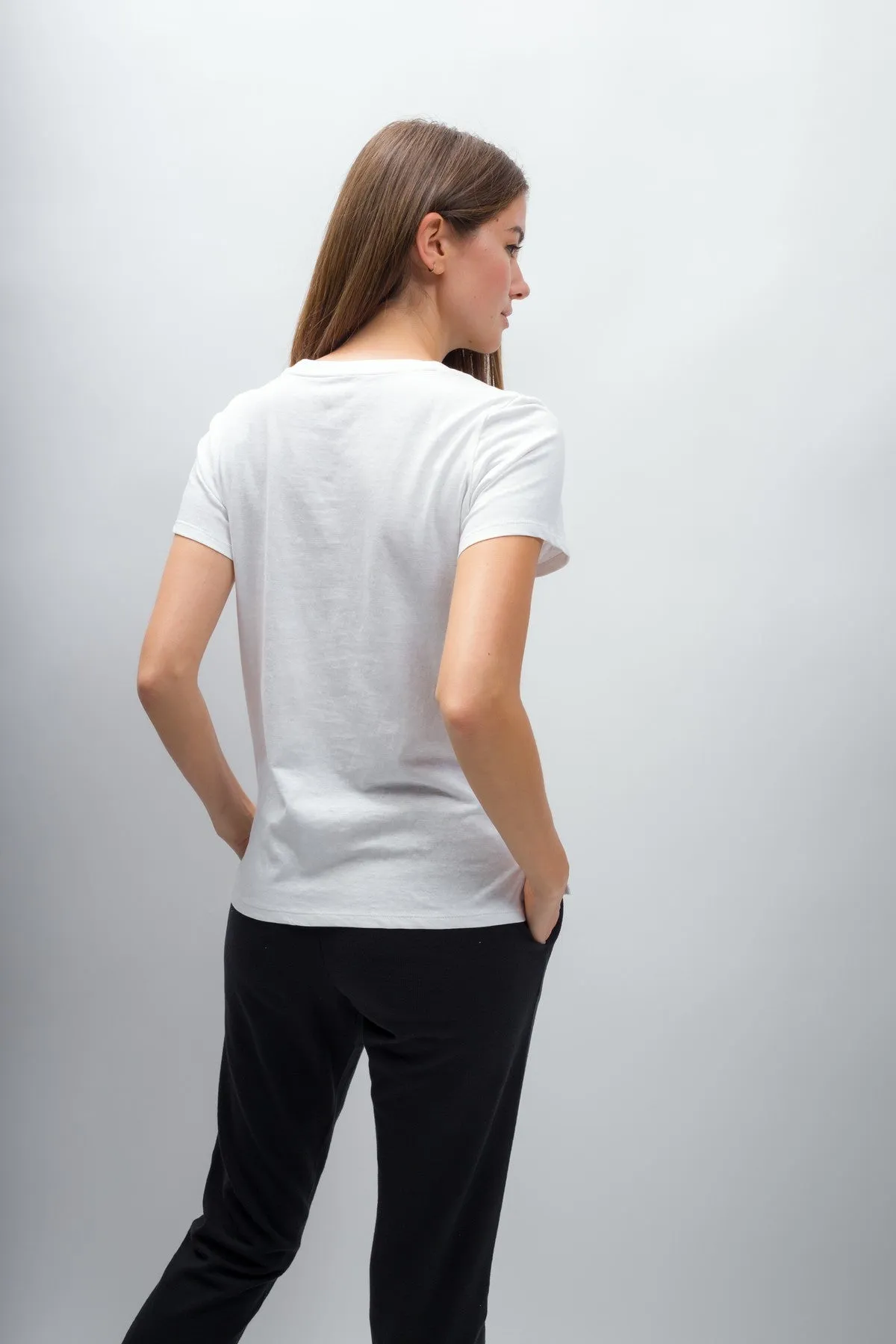 Scarlett | Women's Anti-Stain Linen Cotton Blend V-Neck T-Shirt sold by Ably Apparel product image thumbnail 3