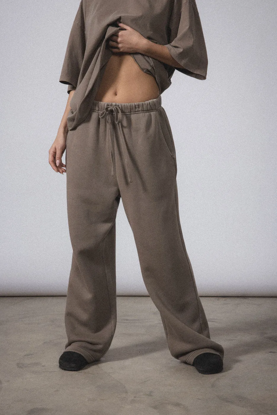 CORE STRAIGHT LEG SWEATPANT sold by Elwood Clothing product image thumbnail 3