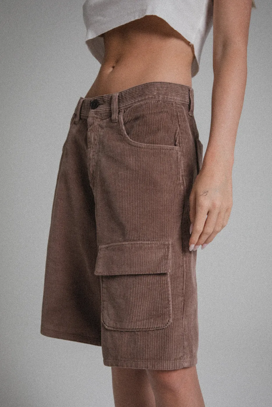 BAGGY CORDUROY SHORT sold by Elwood Clothing product image thumbnail 4