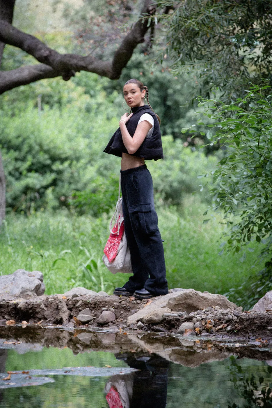 CROP PUFFER VEST sold by Elwood Clothing product image thumbnail 3