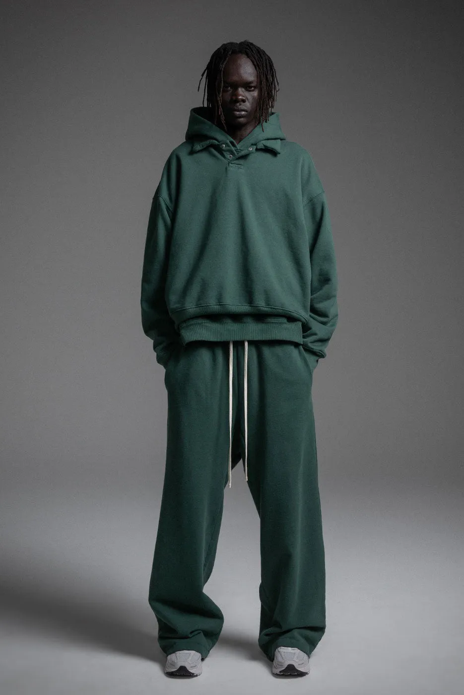 HEAVYWEIGHT STRAIGHT SWEATPANT sold by Elwood Clothing product image thumbnail 3