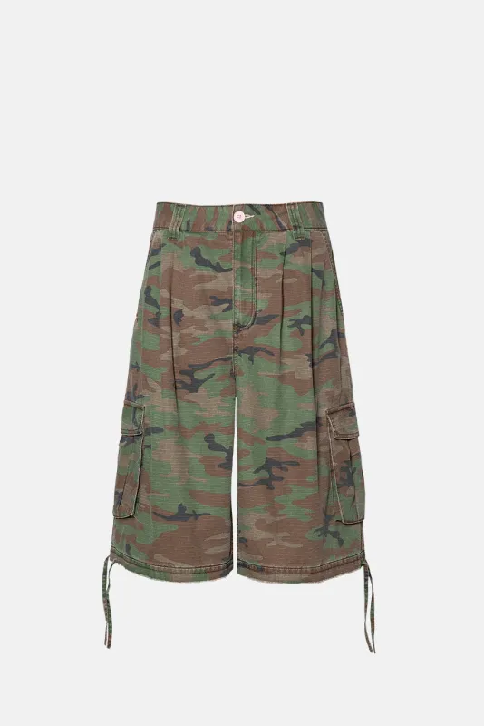 BAGGY CAMO SHORT sold by Elwood Clothing