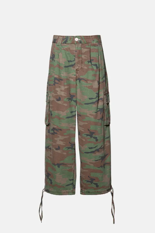 BAGGY CAMO PANT sold by Elwood Clothing