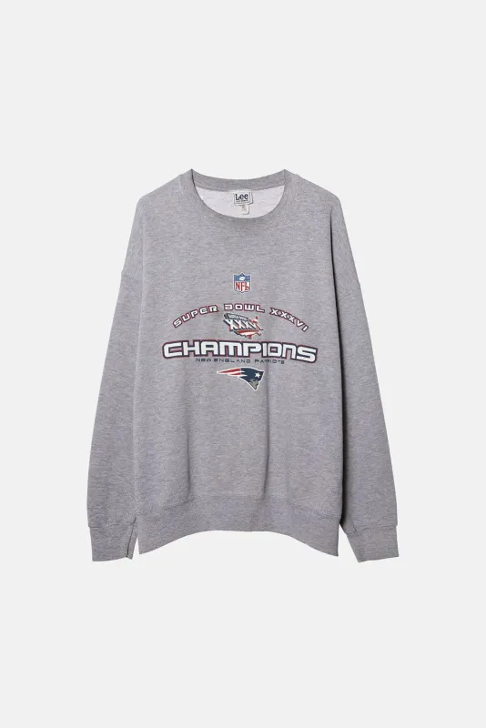 VINTAGE NEW ENGLAND PATRIOTS CREWNECK sold by Elwood Clothing