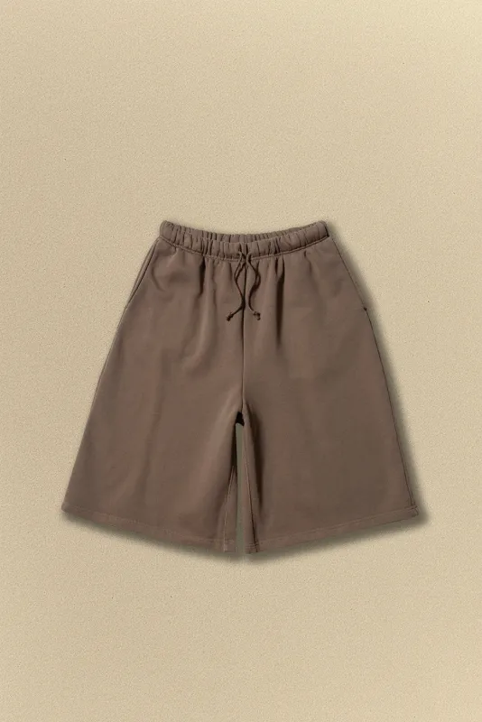 BIG CORE SWEATSHORT made by Elwood Clothing