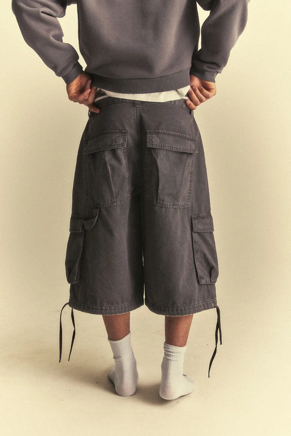 BAGGY CARGO SHORT sold by Elwood Clothing product image thumbnail 4