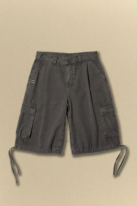 BAGGY CARGO SHORT made by Elwood Clothing