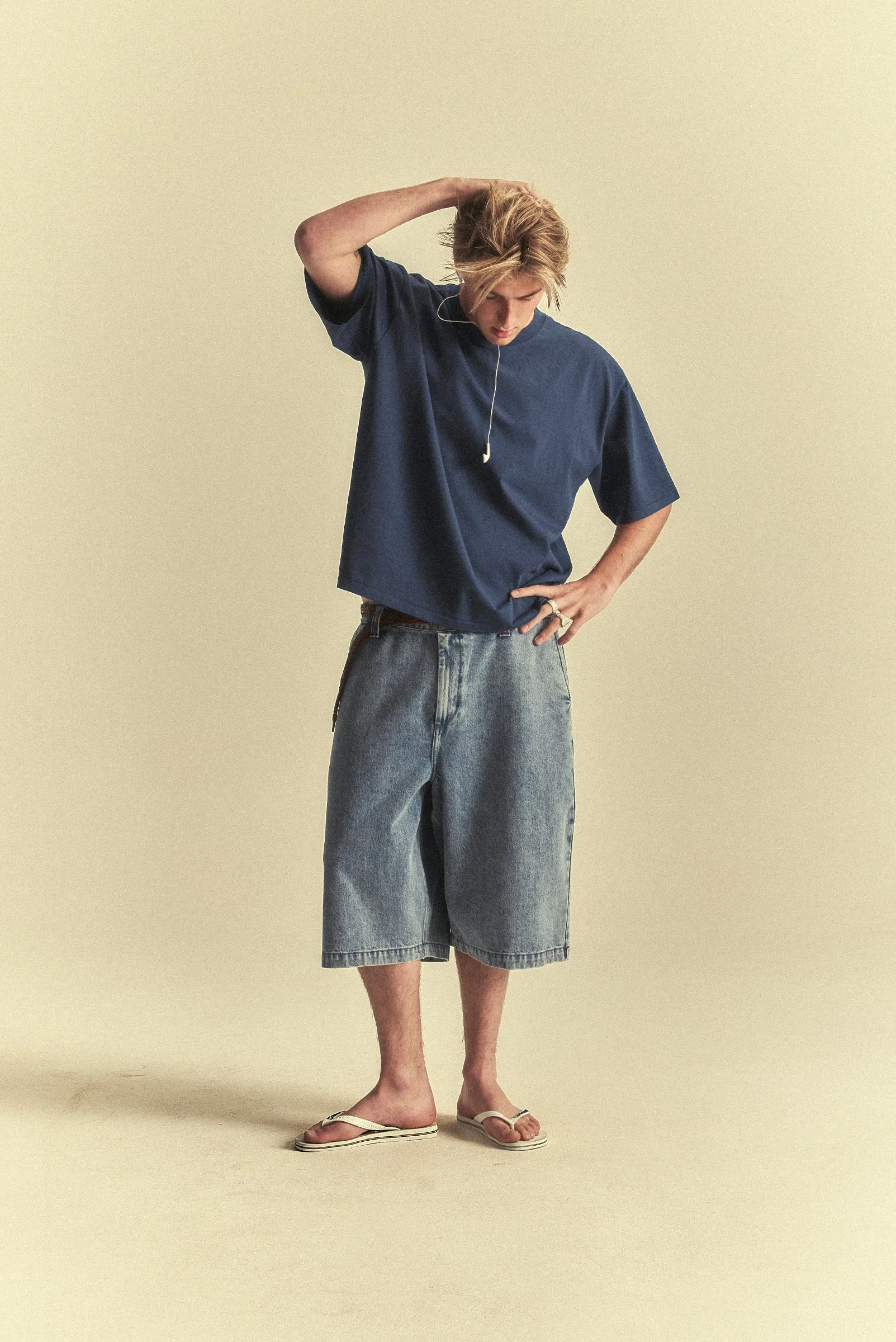 OVERSIZED CORE TEE sold by Elwood Clothing product image thumbnail 3