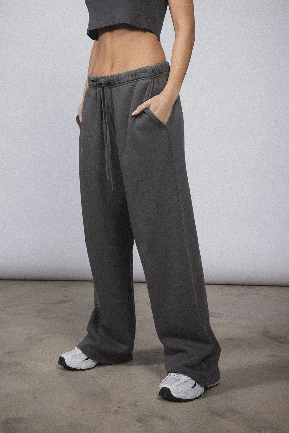 CORE STRAIGHT LEG SWEATPANT sold by Elwood Clothing product image thumbnail 4