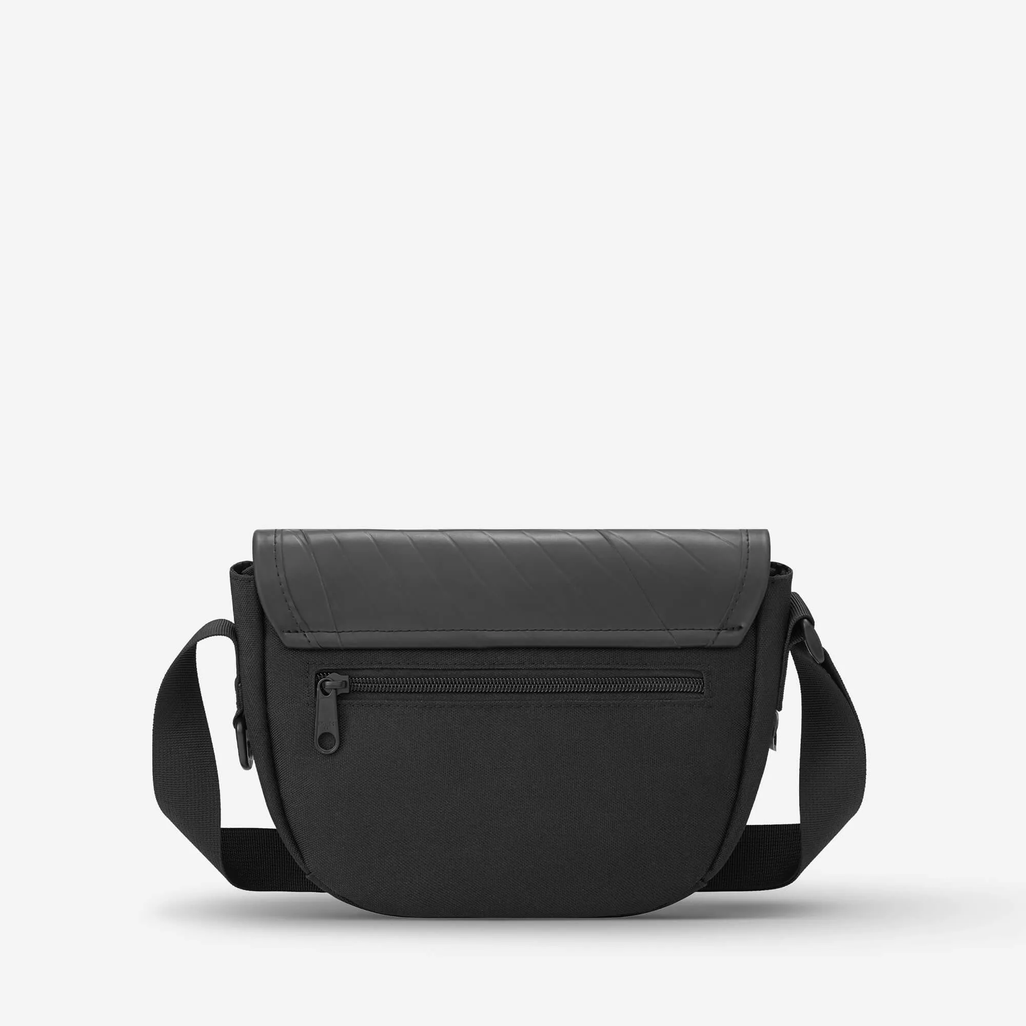 Young Cross Shuttle | Recycled Tire sold by MaH product image thumbnail 4