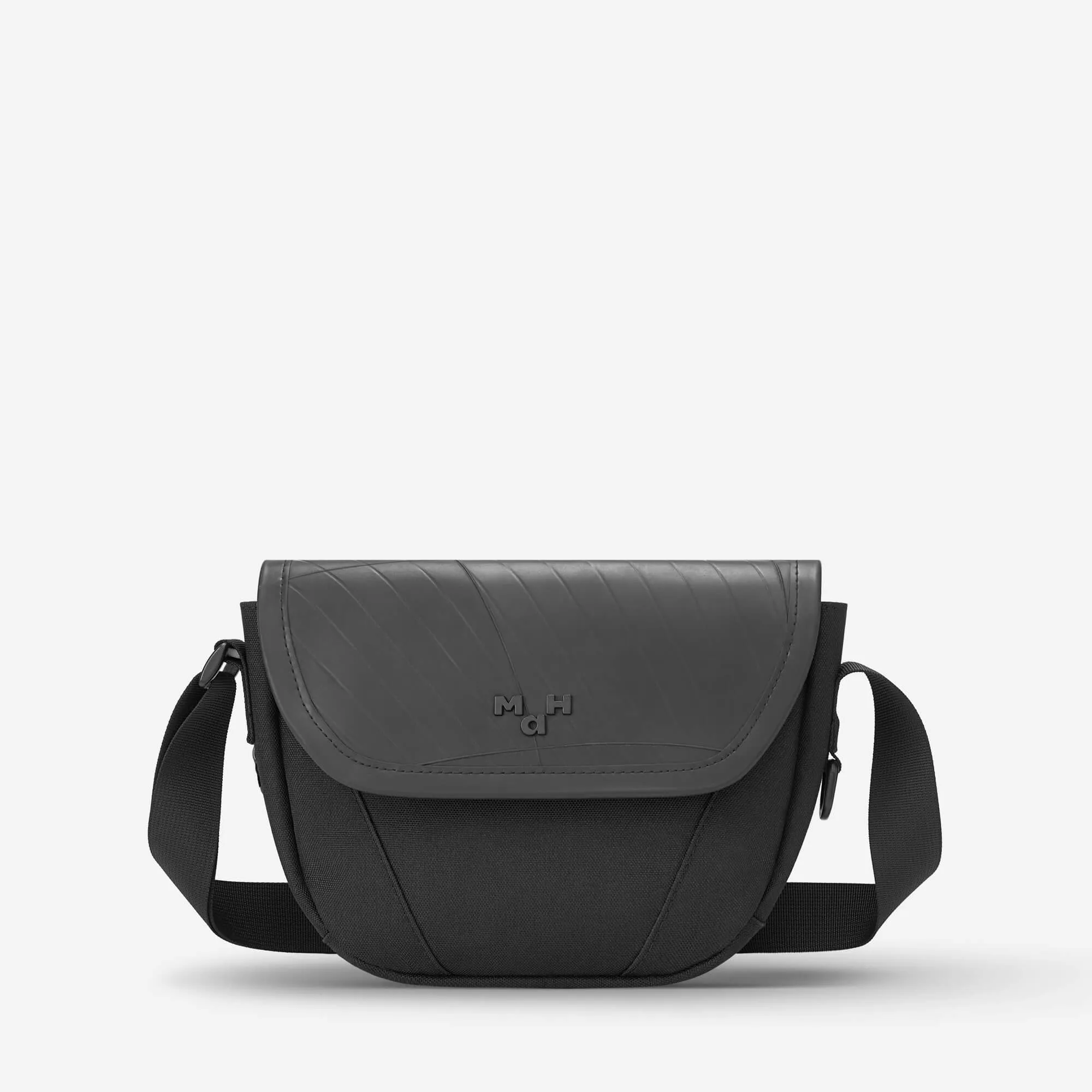 Young Cross Shuttle | Recycled Tire sold by MaH