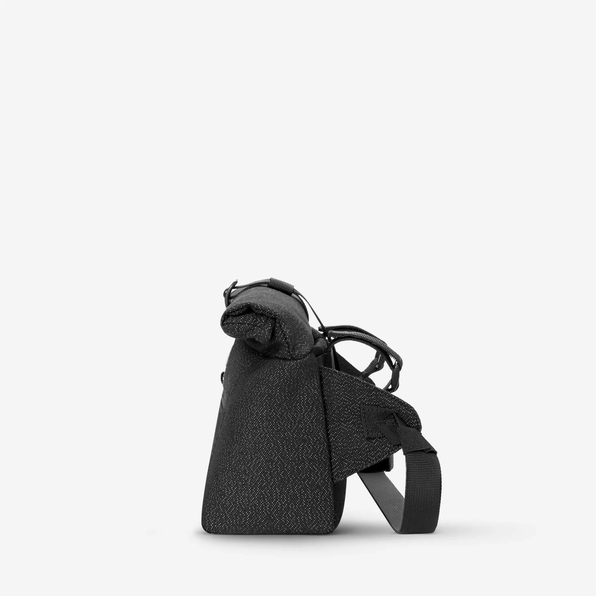 Loop Bar Bag | Reflective Urban Cycling sold by MaH product image thumbnail 3