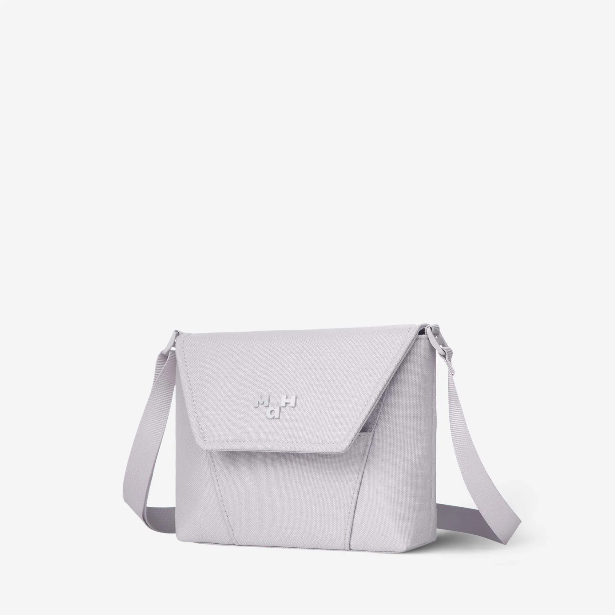 Young Messenger | 1.2L sold by MaH product image thumbnail 2