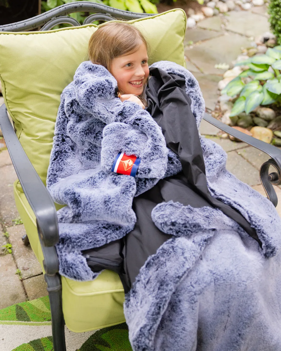 Bundle of 4 Silver Outdoor Blankets sold by Pretty Rugged Gear product image thumbnail 3