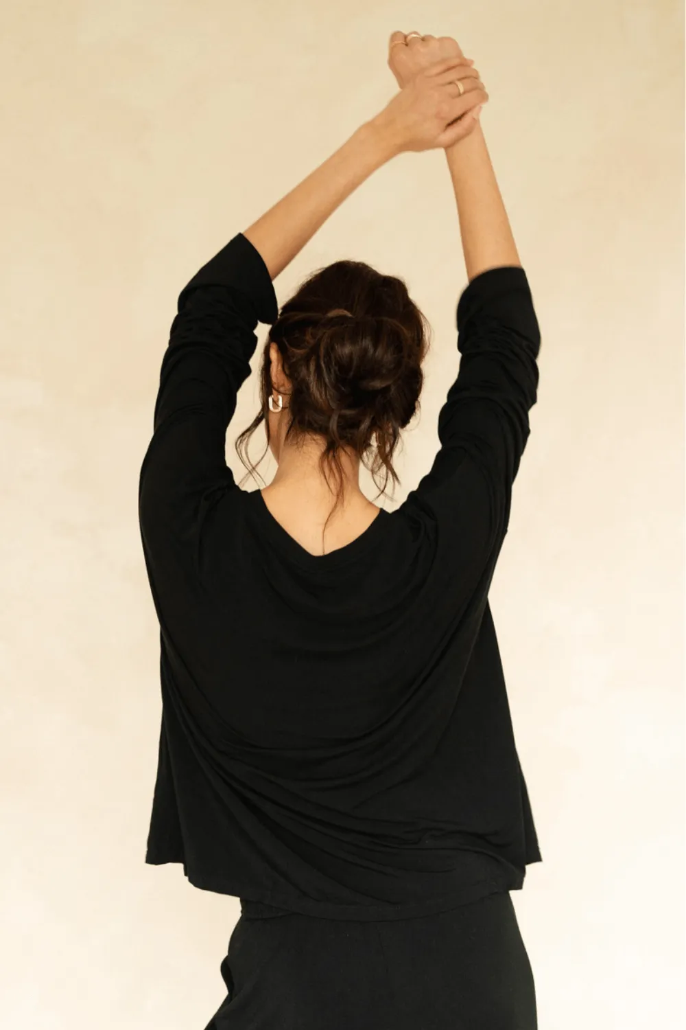 The Cool-Comf Lounge Oversized Long Sleeve - Matte Black sold by Londre Bodywear product image thumbnail 3