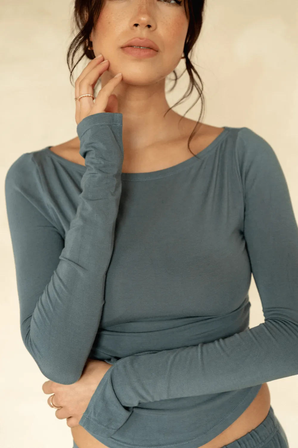 The Cool-Comf Lounge Essential Long Sleeve - Misty Gray sold by Londre Bodywear product image thumbnail 3