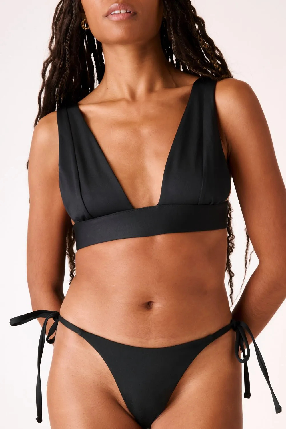 The New Classic Top - Matte Black sold by Londre Bodywear product image thumbnail 2
