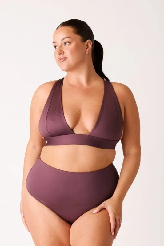 The New Classic Top - Fig sold by Londre Bodywear