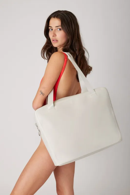 The Covae Waterproof Tote - Moonstone made by Londre Bodywear