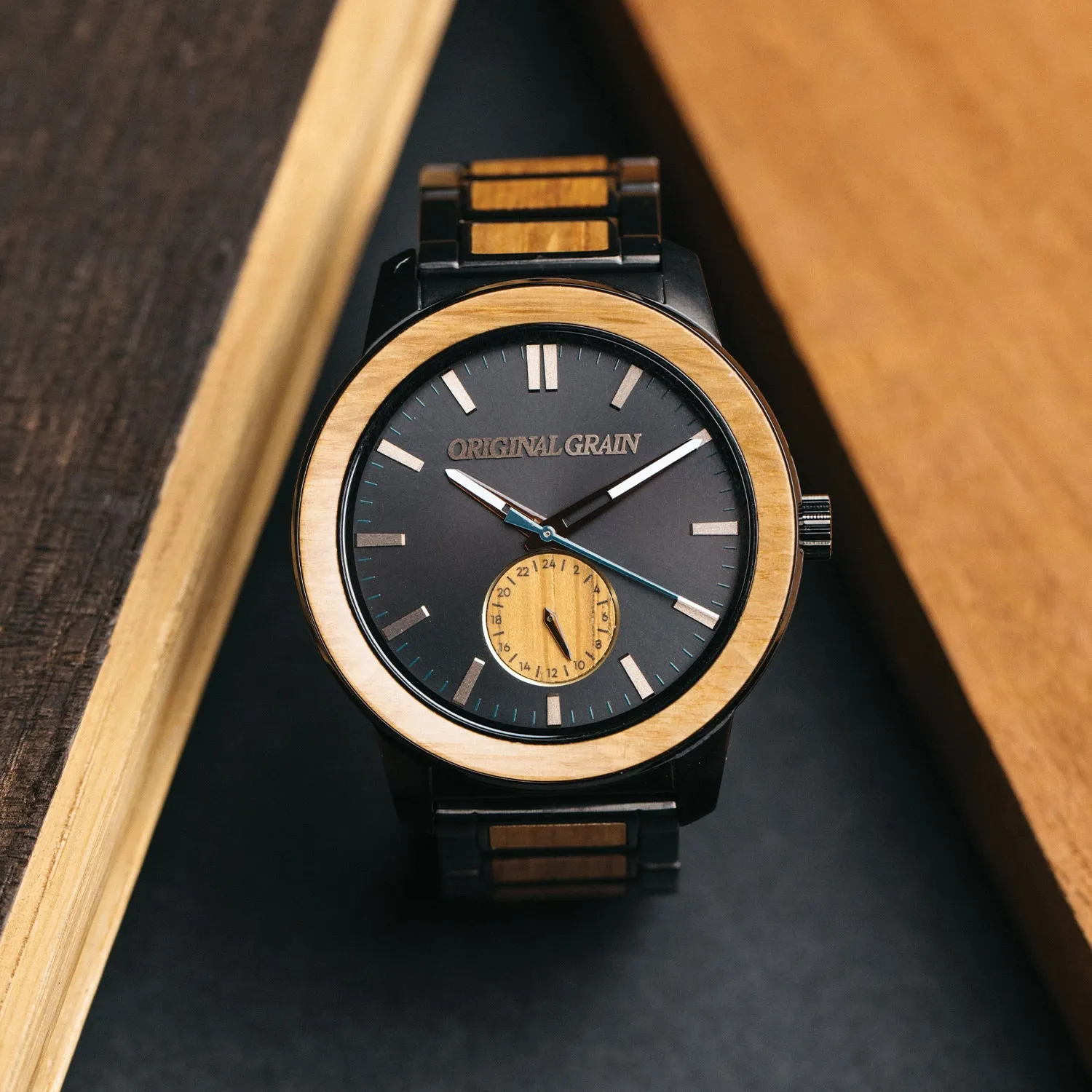 Tequila Black Barrel 46mm sold by Original Grain product image thumbnail 4