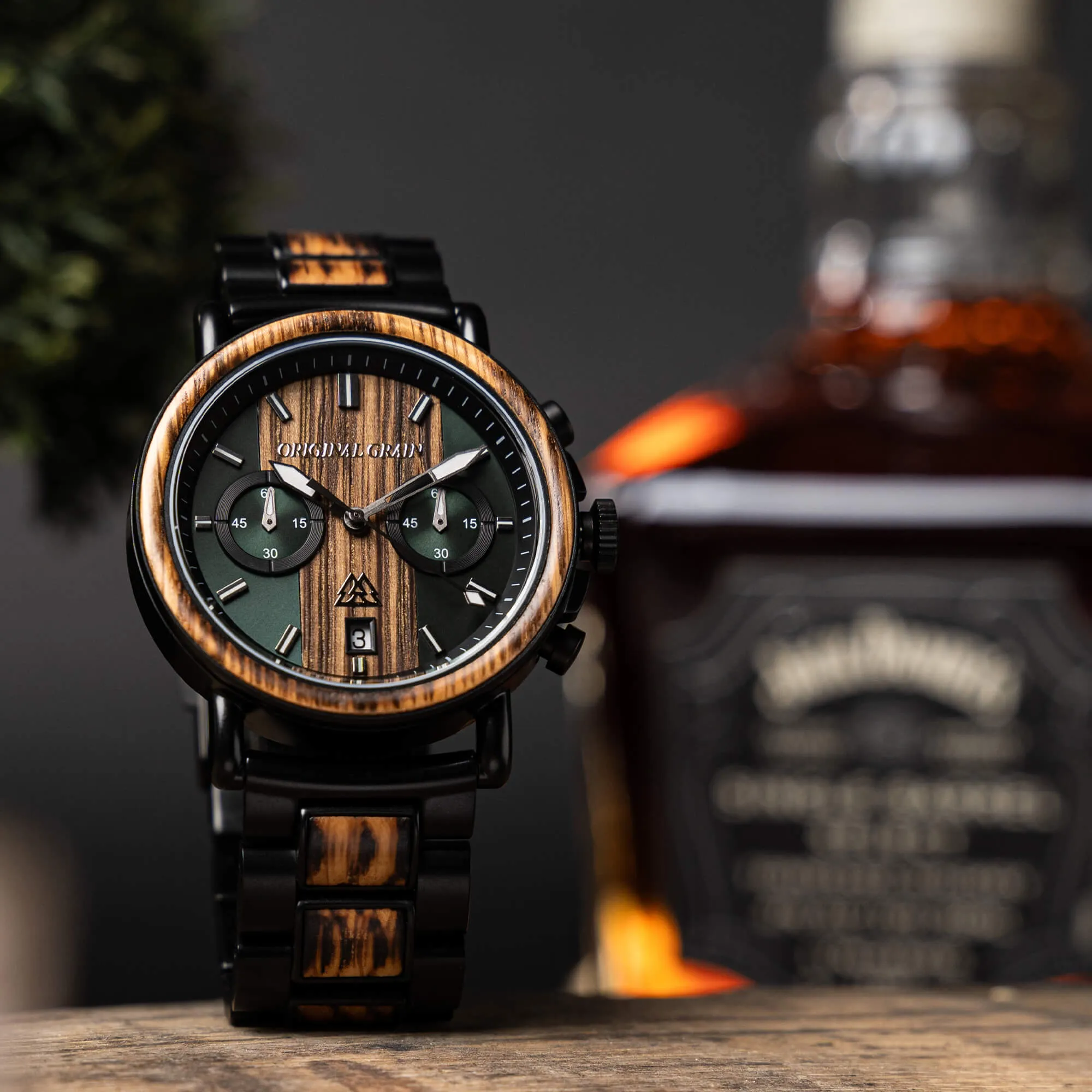 Charred Whiskey Green Chrono 44mm sold by Original Grain product image thumbnail 3
