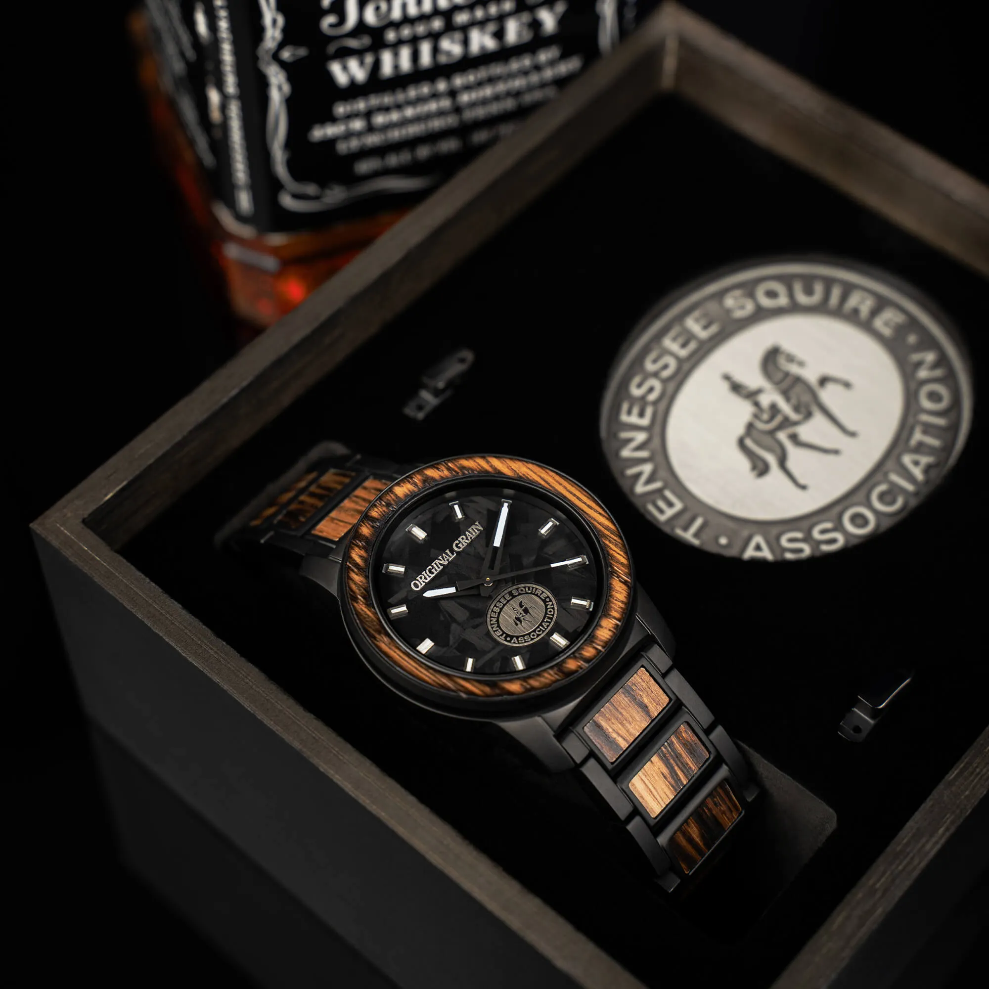 Jack Daniel's Tennessee Squires Barrel 39mm sold by Original Grain product image thumbnail 5