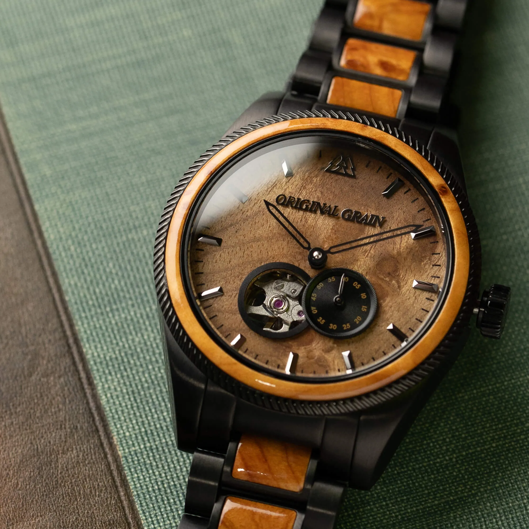 Burlwood Black Vintage Automatic 40mm sold by Original Grain product image thumbnail 5