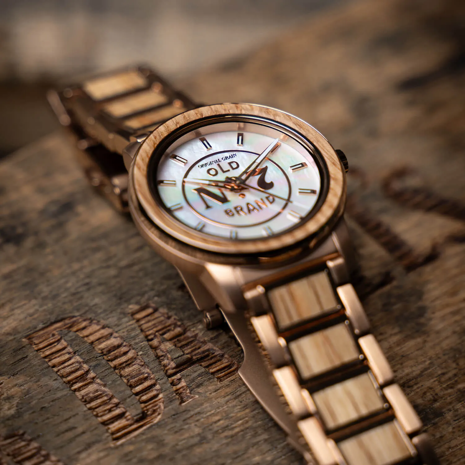 JACK DANIEL'S ROSEGOLD WOMEN'S BARREL 36MM sold by Original Grain product image thumbnail 4