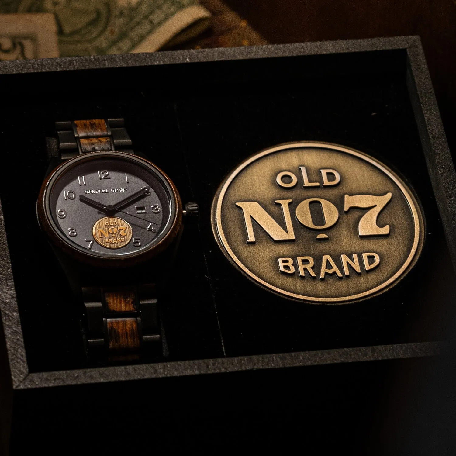 Jack Daniel's Charred Oak Nomad 42mm sold by Original Grain product image thumbnail 5