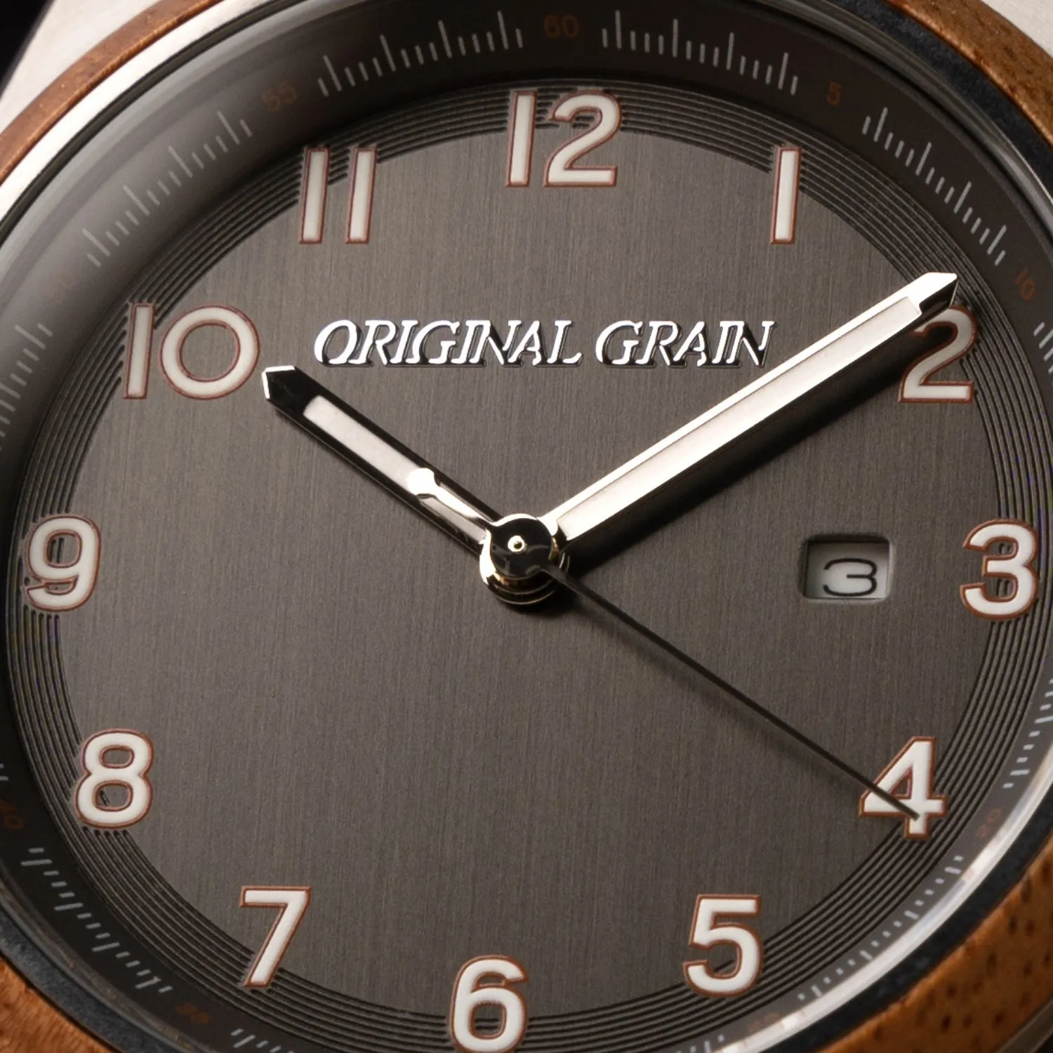Mahogany Gunmetal Nomad 42mm sold by Original Grain product image thumbnail 5