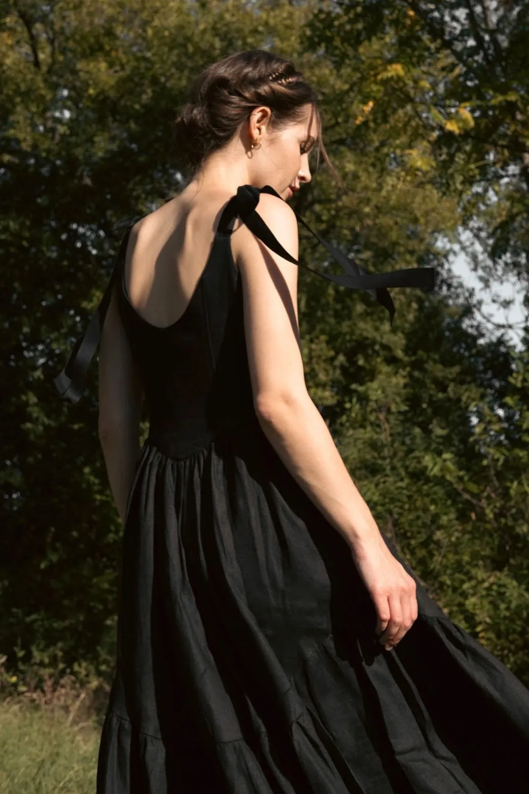 Mirabelle Dress in Black Linen sold by Of Her Own Kind product image thumbnail 5