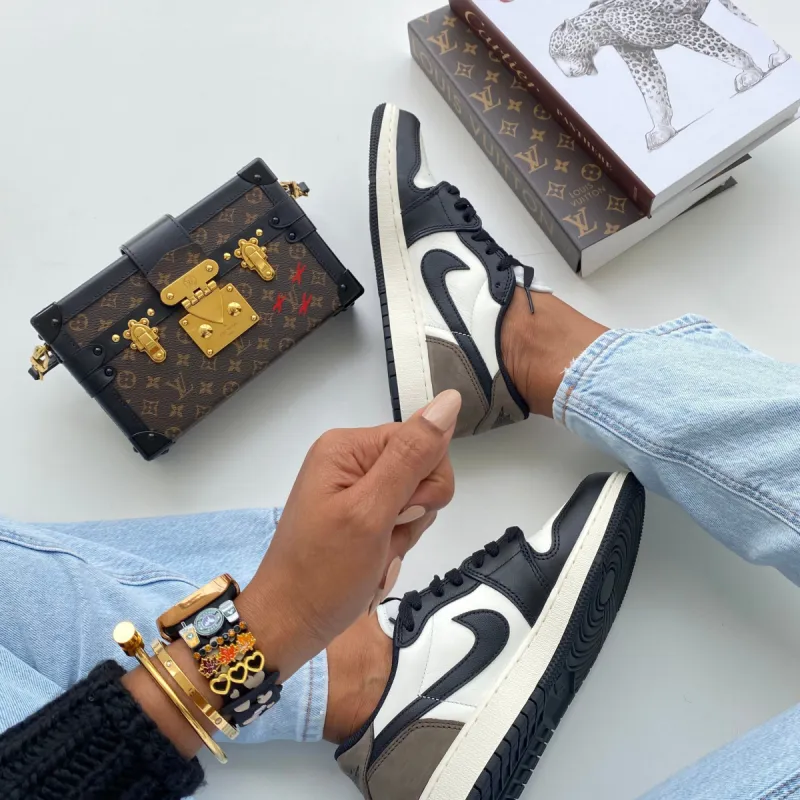 Can You 🐝🍂 It’s Fall Nude & Black Love & Luxe sold by Strawberry Avocados