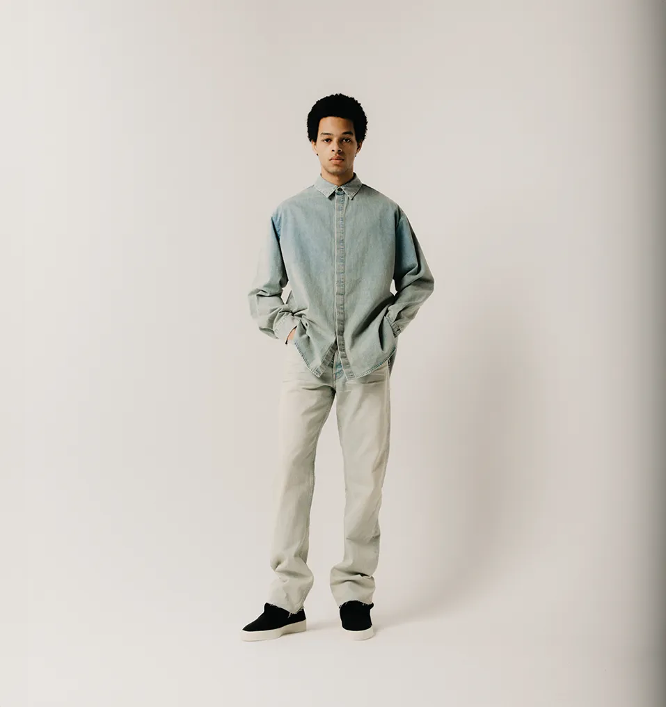 Collection 8 Jean Light Indigo sold by FOUR Amsterdam product image thumbnail 2