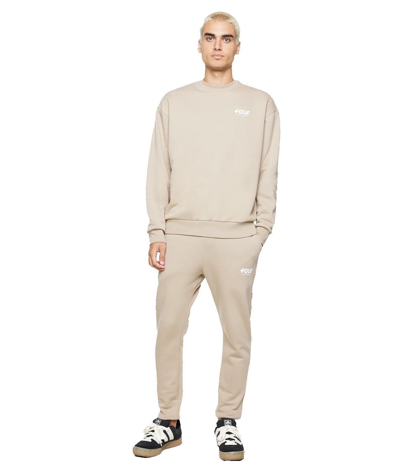 Logo Crewneck Weathered Teak sold by FOUR Amsterdam product image thumbnail 4