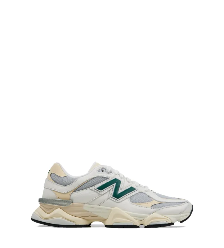 9060 Sneakers Sea Salt sold by FOUR Amsterdam