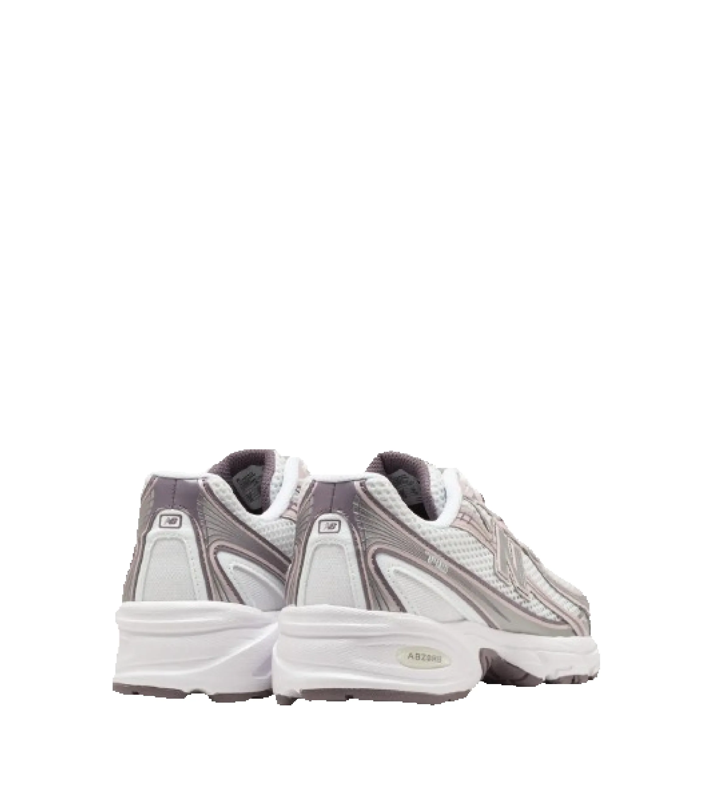 740 Sneakers in Ice Wine / White sold by FOUR Amsterdam product image thumbnail 4