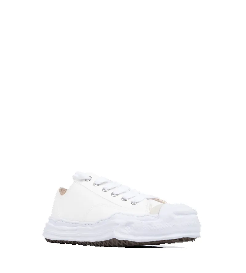 Maison Mihara Yasuhiro Hank OG Sole Canvas Low-Top Sneaker in White sold by FOUR Amsterdam product image thumbnail 2