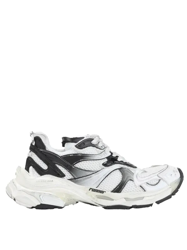 Balenciaga Runner 2 Gradient Sneaker in White/Black made by Balenciaga