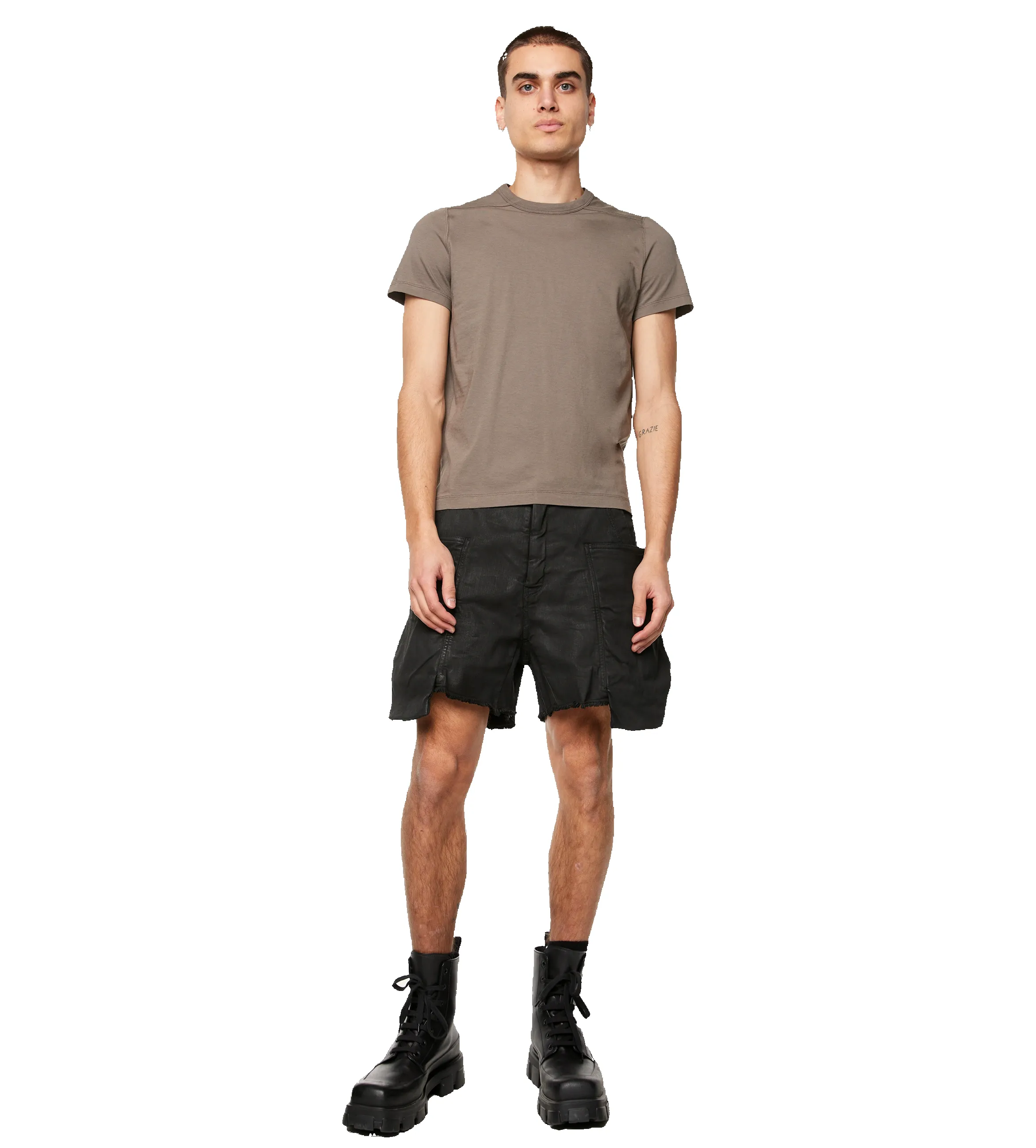 Denim Stefan Cargo Shorts Black sold by FOUR Amsterdam product image thumbnail 2