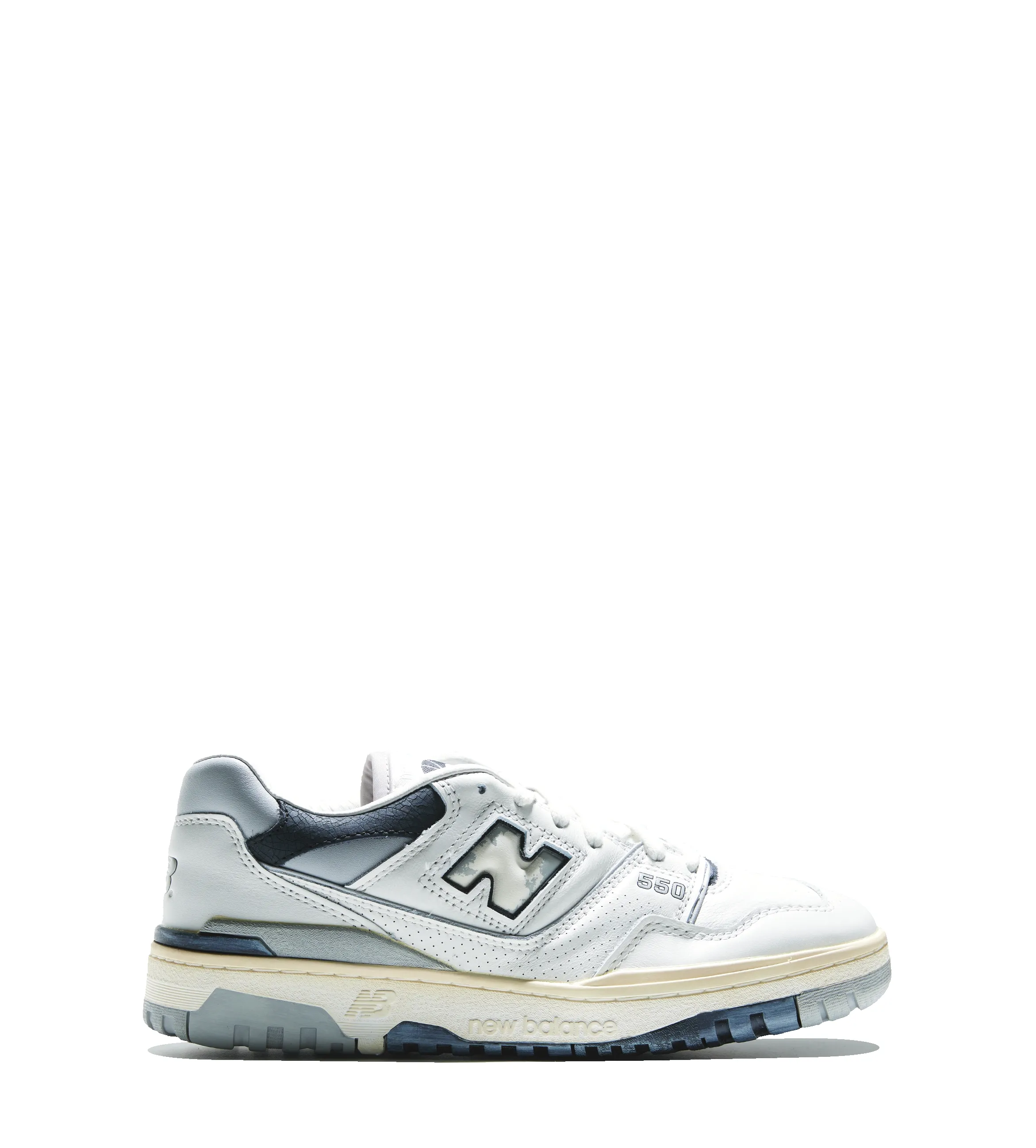 550VGB Sneaker Sea Salt sold by FOUR Amsterdam