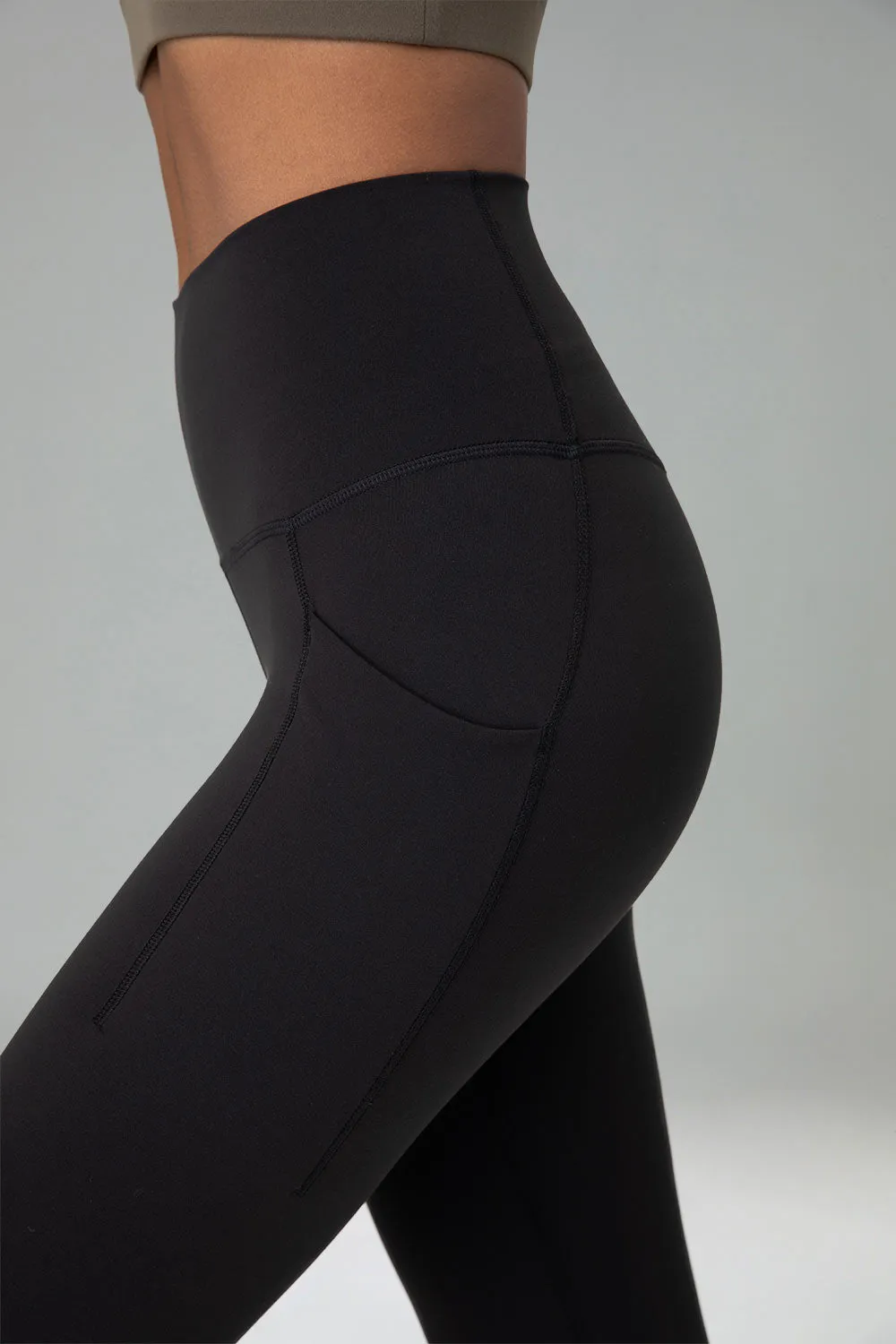 Dreamlux Buttery Soft 28" Everyday & Workout Leggings w/ Pockets sold by Colourful Koala product image thumbnail 3