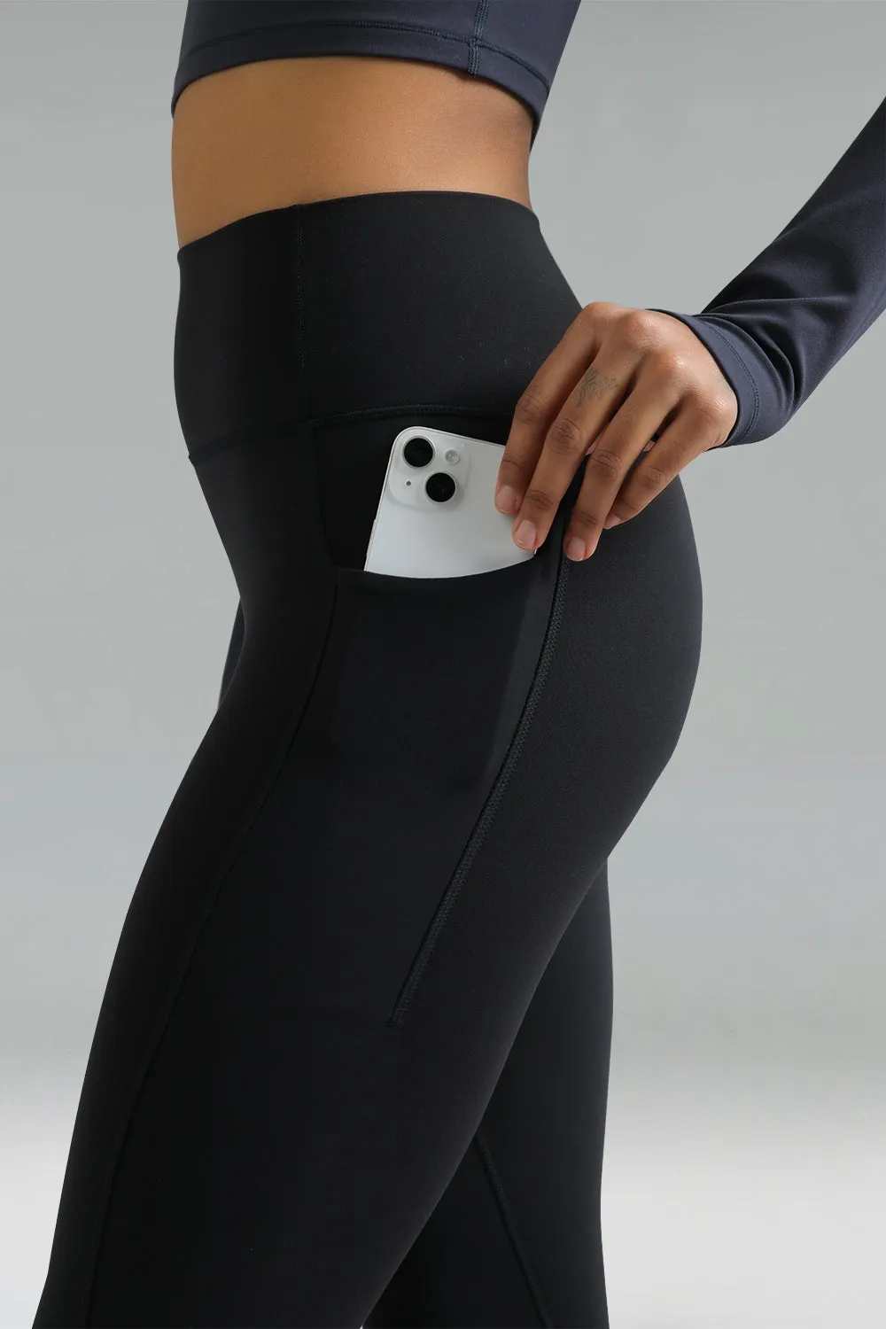 Dreamlux High Waisted No Front Seam 7/8 Workout Leggings w/ Pockets sold by Colourful Koala product image thumbnail 4