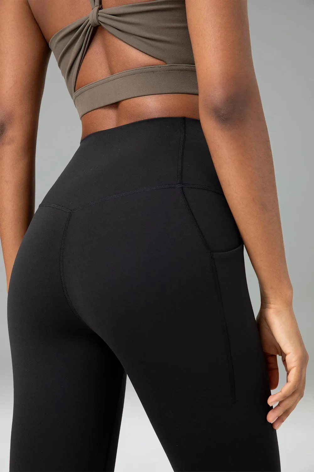 28" Dreamlux HR Legging w/ Pockets sold by Colourful Koala product image thumbnail 2