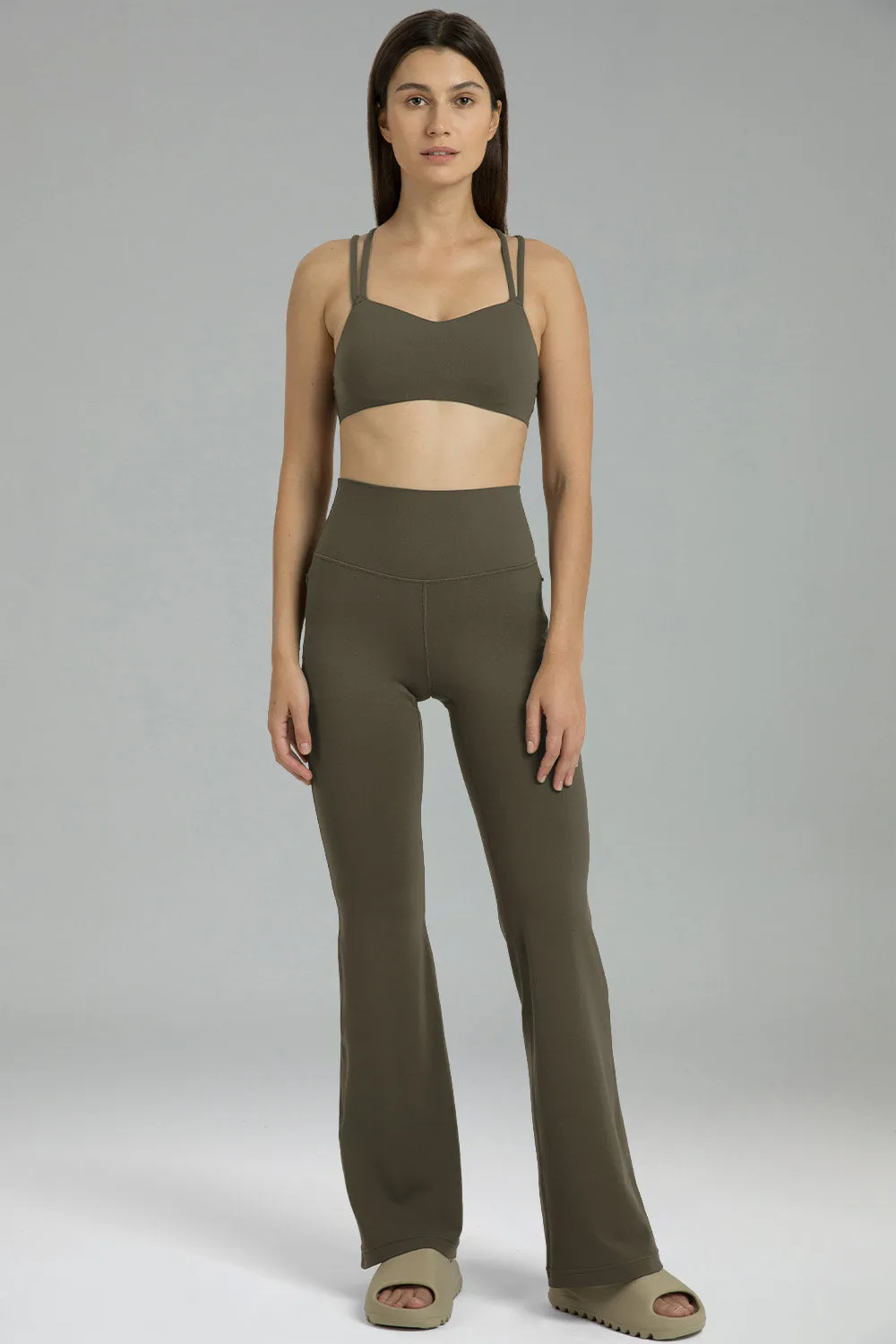 31.5" Dreamlux Flared Legging with Zippered Pockets sold by Colourful Koala product image thumbnail 5