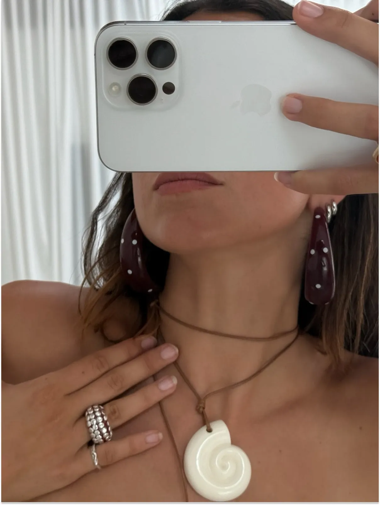 Moon Shell Medallion sold by Susmie’s product image thumbnail 5