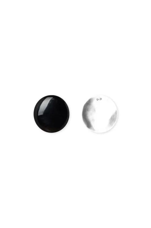 Oval Earrings Black made by Mais X Frida