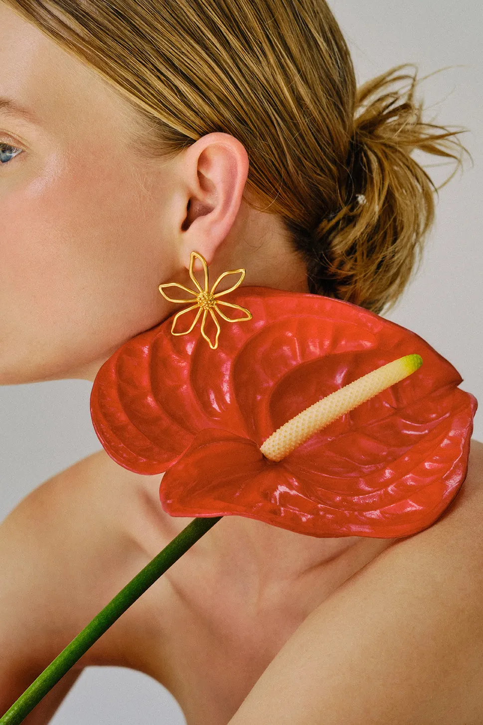 Gumamela Earrings Gold sold by Mais X Frida product image thumbnail 3